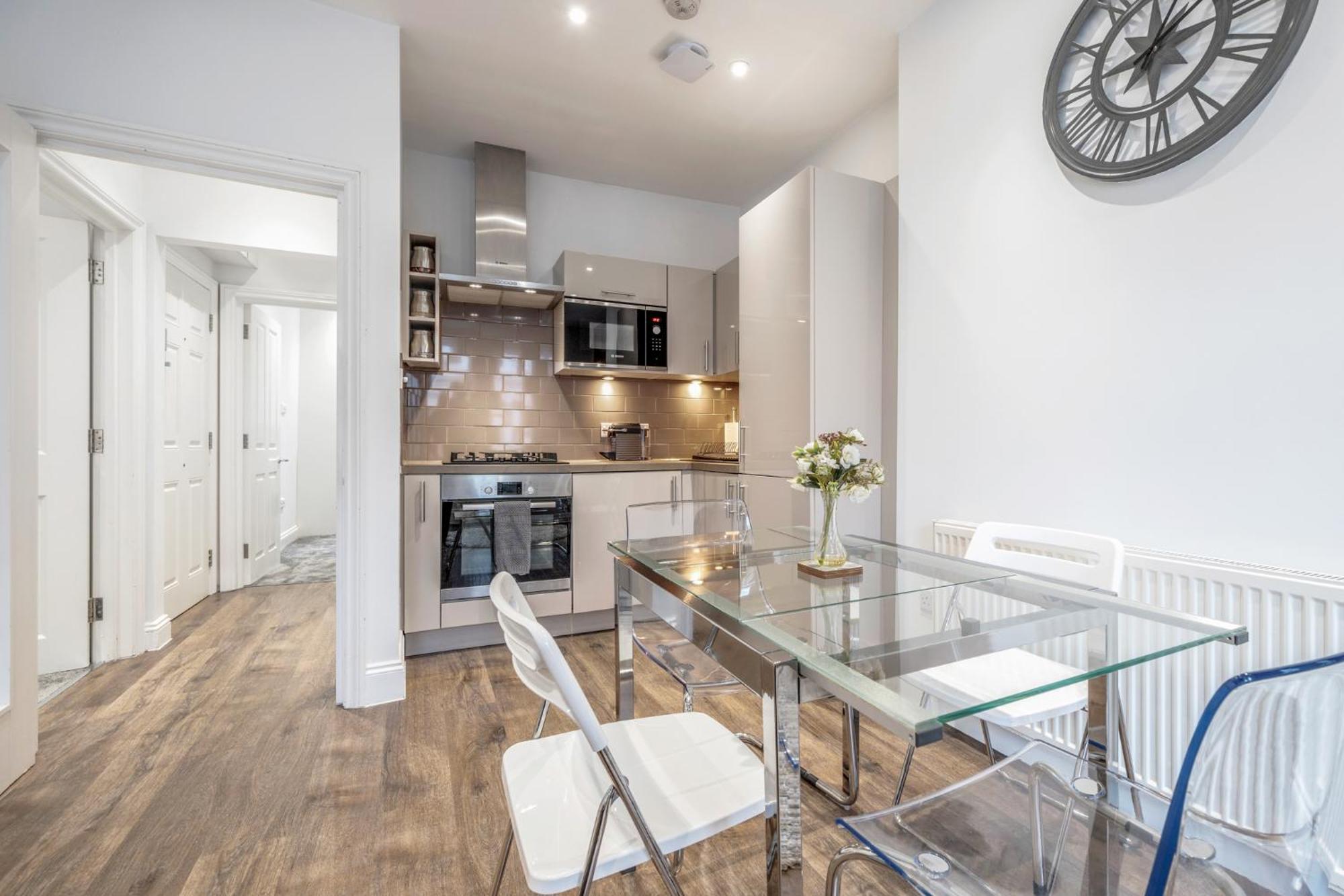 Bright & Modern 2-Bed Notting Hill Apartment London Ngoại thất bức ảnh