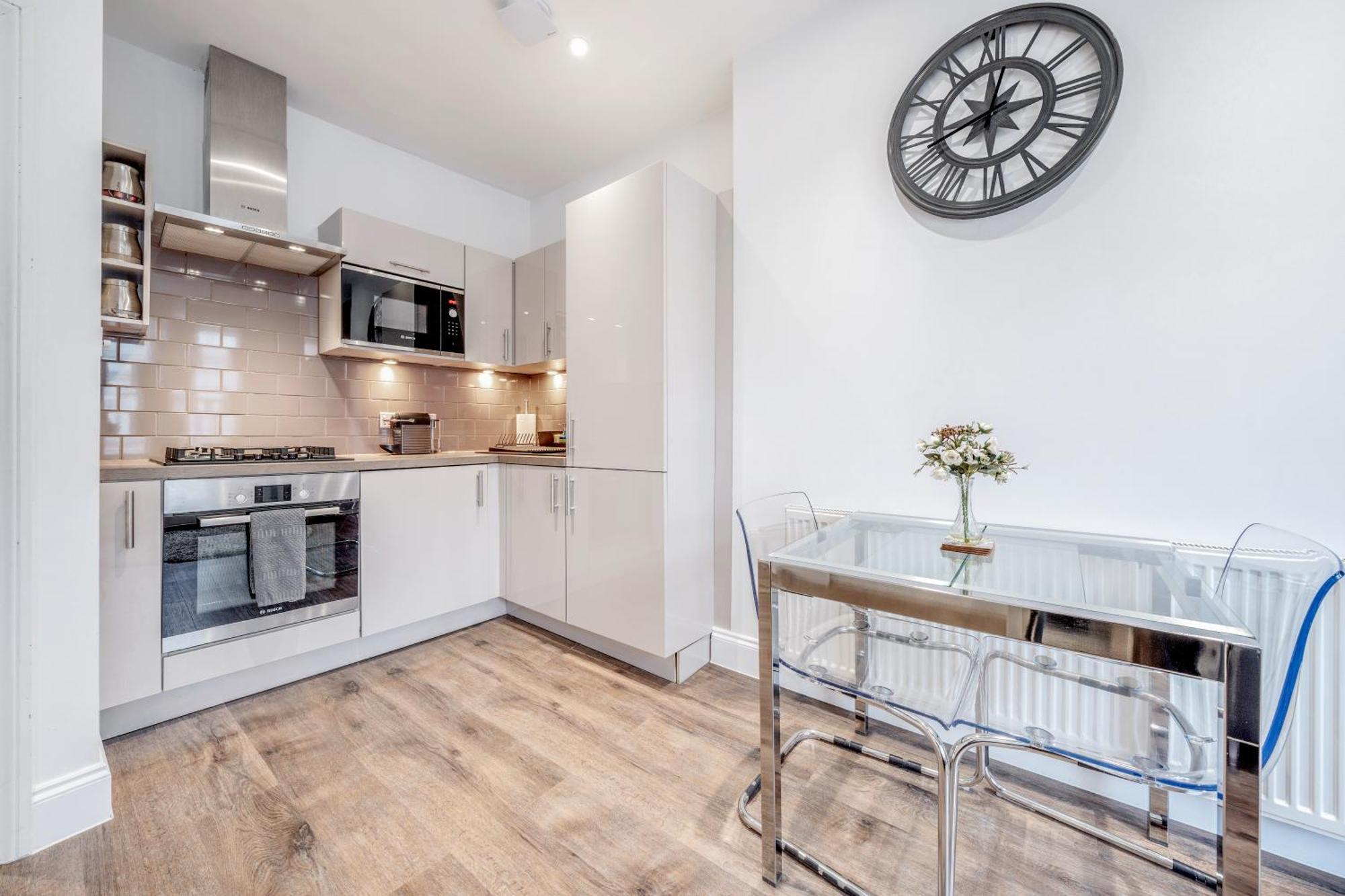 Bright & Modern 2-Bed Notting Hill Apartment London Ngoại thất bức ảnh