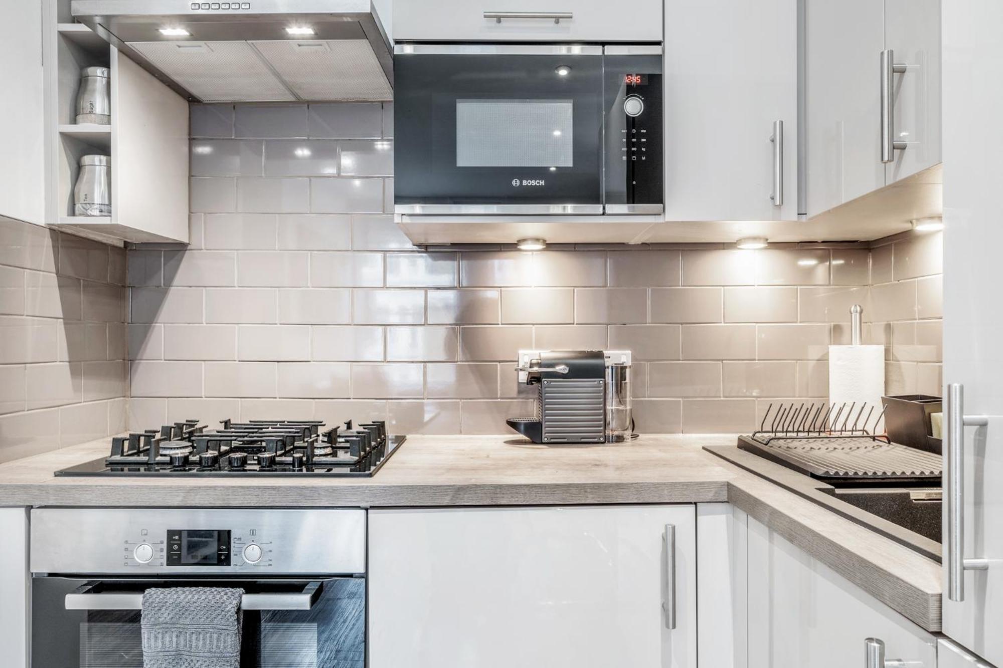 Bright & Modern 2-Bed Notting Hill Apartment London Ngoại thất bức ảnh