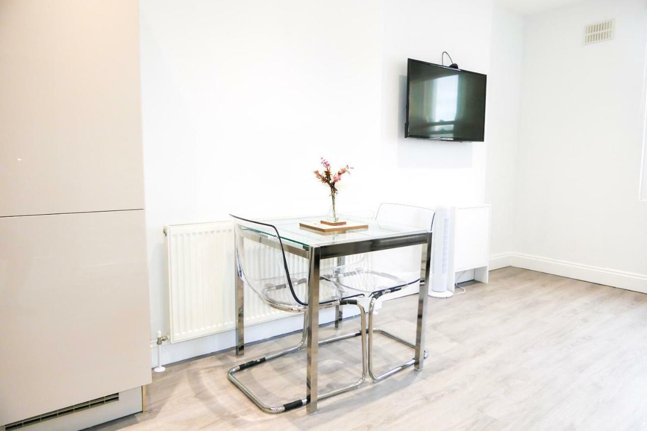 Bright & Modern 2-Bed Notting Hill Apartment London Ngoại thất bức ảnh