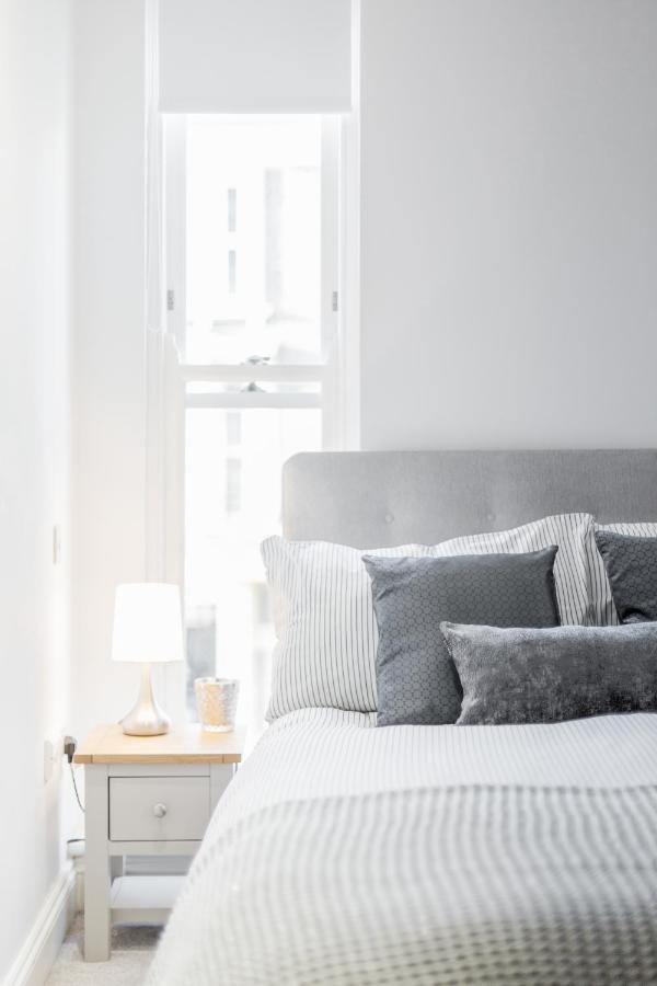 Bright & Modern 2-Bed Notting Hill Apartment London Ngoại thất bức ảnh