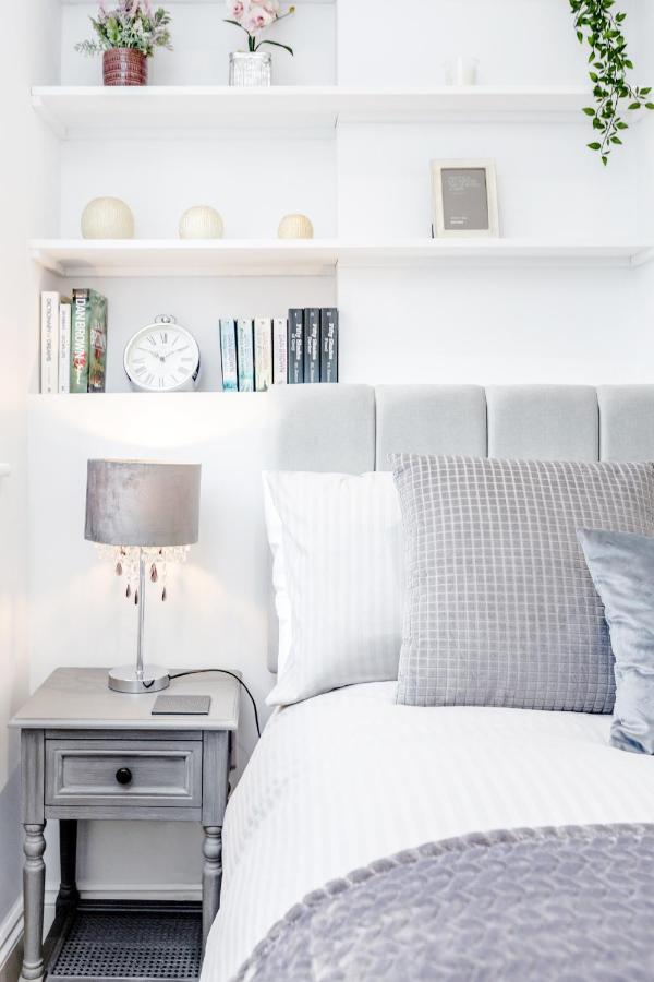 Bright & Modern 2-Bed Notting Hill Apartment London Ngoại thất bức ảnh